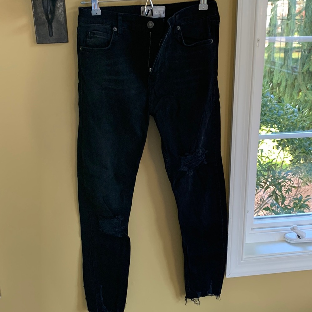 Free people black distressed jeans. Size 29r.
